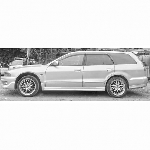 Дверь передняя левая Mitsubishi Galant/ Legnum '96-'05 контрактная