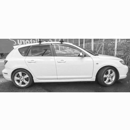 Дверь передняя правая Mazda 3/ Axela '03-'09 контрактная HB