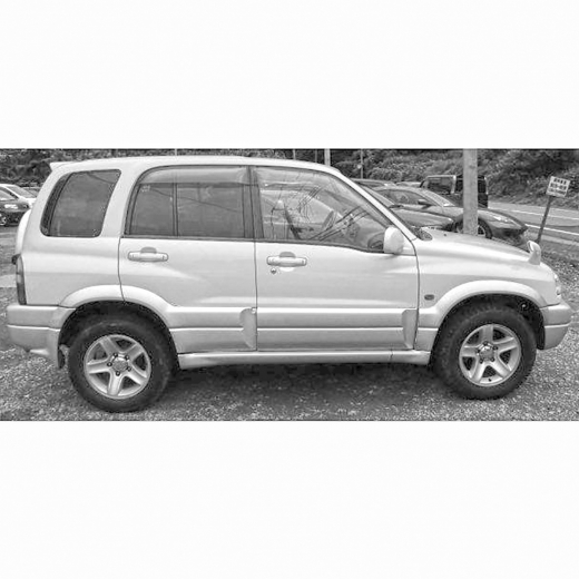 Дверь передняя правая Suzuki Escudo/ Grand Vitara '97-'05  контрактная