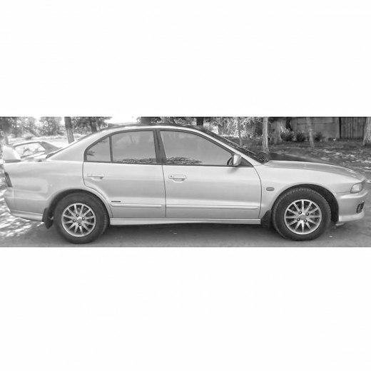 Дверь передняя правая Mitsubishi Galant/ Legnum '96-'05 контрактная