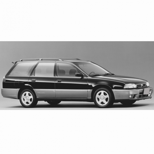 Дверь передняя правая Nissan Avenir '90-'98 контрактная