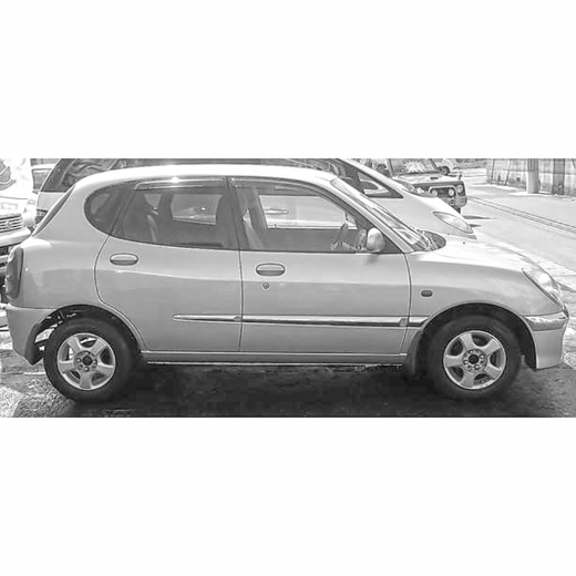 Дверь передняя правая Daihatsu Storia/ Toyota Duet '98-'04 контрактная