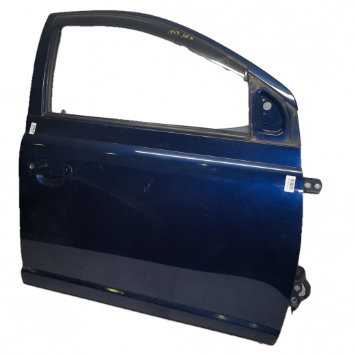 Дверь передняя правая Toyota Vitz/ Platz/ Echo '99-'05 контрактная (4door/ 5door)