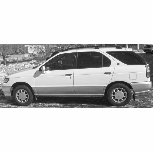 Дверь задняя левая Nissan R'nessa '97-'01 контрактная