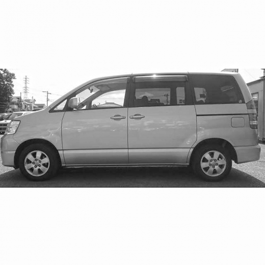 Дверь задняя левая Toyota Voxy/ Noah '01-'07 контрактная