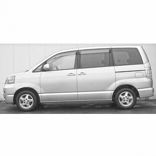 Дверь задняя левая Toyota Voxy/ Noah '01-'07 контрактная