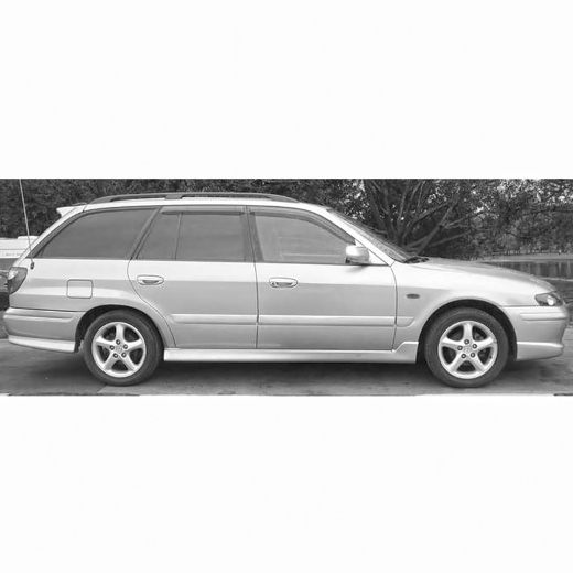 Дверь задняя правая Mazda Capella Wagon '97-'02 контрактная