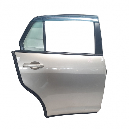 Дверь задняя правая Nissan Tiida Latio '04-'12 контрактная