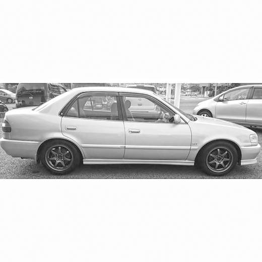 Дверь задняя правая Toyota Carib/ Corolla '95-'02 контрактная