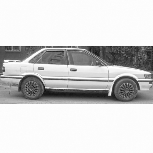 Дверь задняя правая Toyota Sprinter '89-'91 контрактная