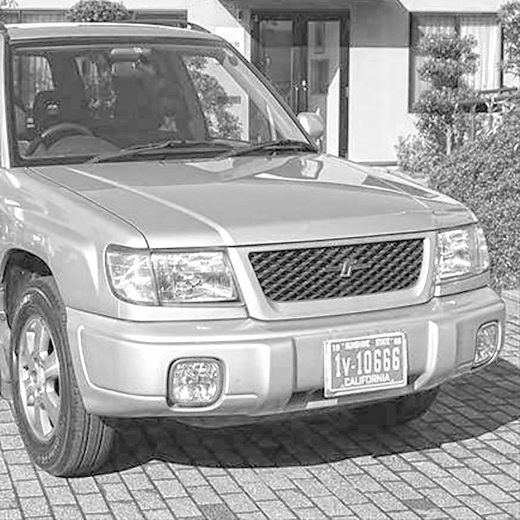 Решетка радиатора Subaru Forester '97-'00 контрактная