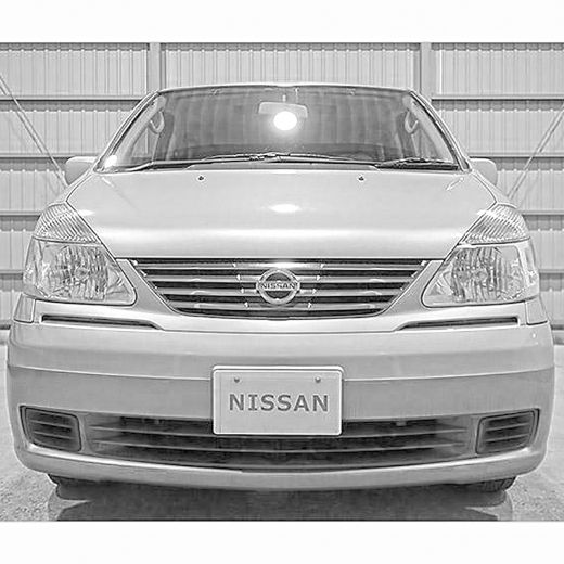 Решетка радиатора Nissan Serena '01-'05 контрактная
