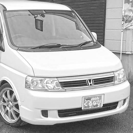 Решетка радиатора Honda Stepwgn/ Spada '03-'05 контрактная
