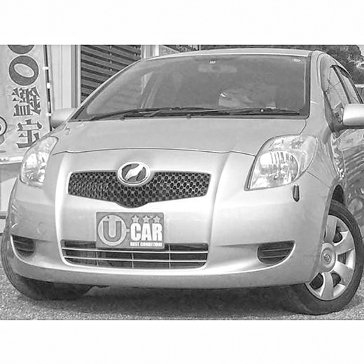 Решетка радиатора Toyota Vitz/ Yaris HB '05-'08 контрактная 