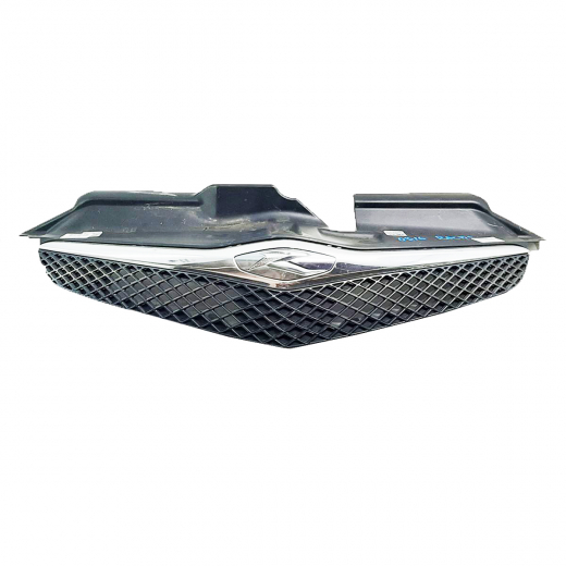 Решетка радиатора Toyota Ractis '05-'10 контрактная