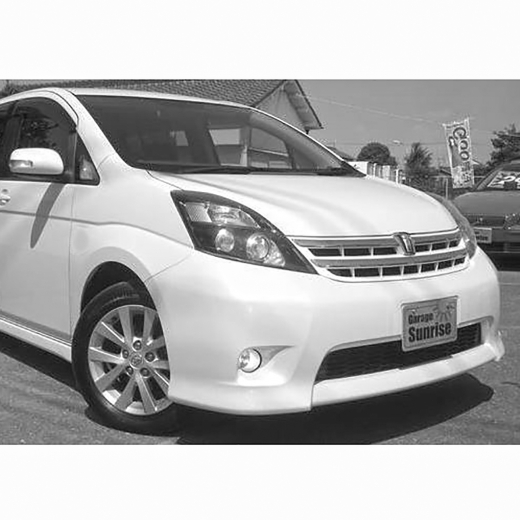 Решетка радиатора Toyota Isis '07-'11 контрактная
