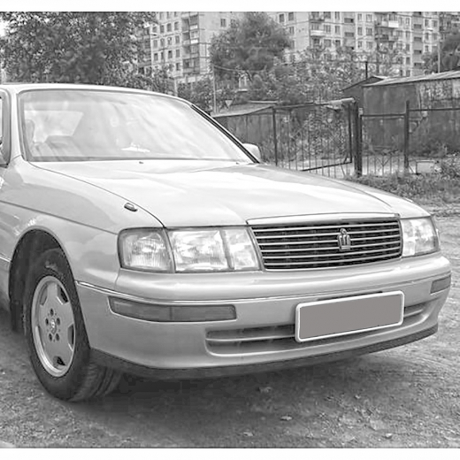 Решетка радиатора Toyota Crown '91-'95 контрактная