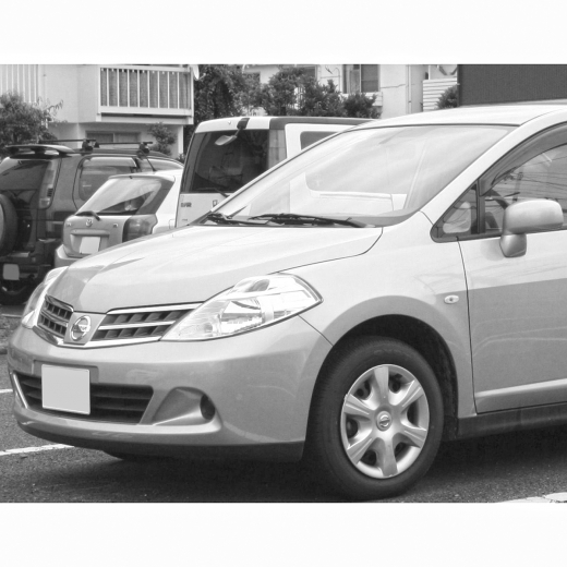 Крыло переднее Nissan Tiida/ Latio '04-'12 левое под повторитель контрактное