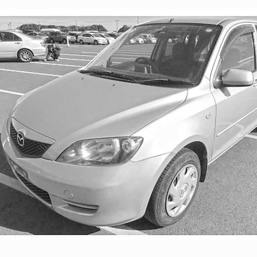 Крыло переднее Mazda Demio '02-'05 левое контрактное