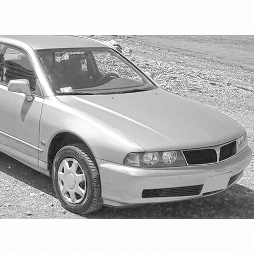 Крыло переднее Mitsubishi Diamante '94-'05 правое контрактное