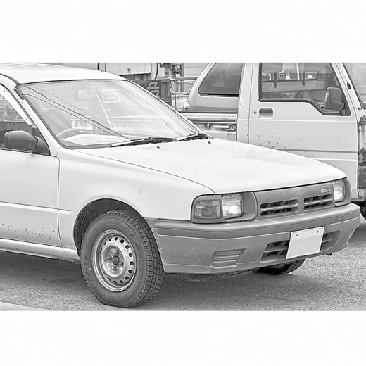 Крыло переднее Nissan AD '90-'99 правое контрактное