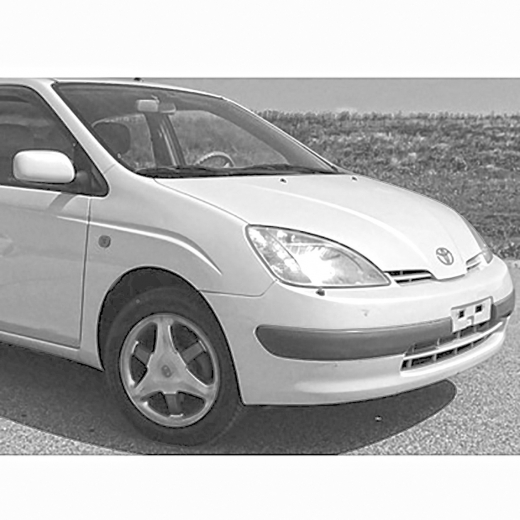 Крыло переднее Toyota Prius '97-'03 правое контрактное