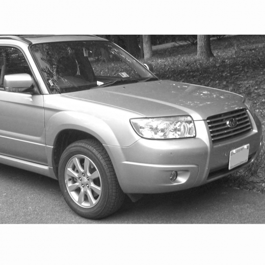 Крыло переднее Subaru Forester '04-'07 правое контрактное