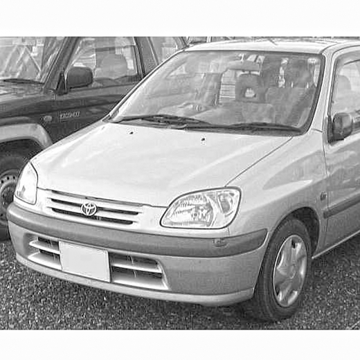 Бампер передний Toyota Raum '97-'99 контрактный
