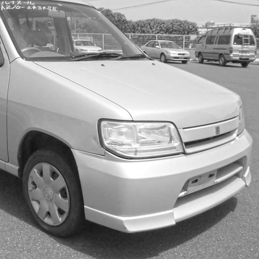 Бампер передний Nissan Cube '00-'02 контрактный