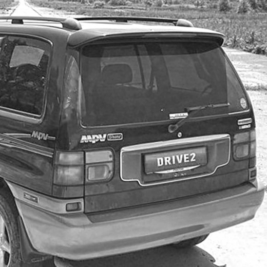 Бампер задний Mazda MPV '95-'99 контрактный