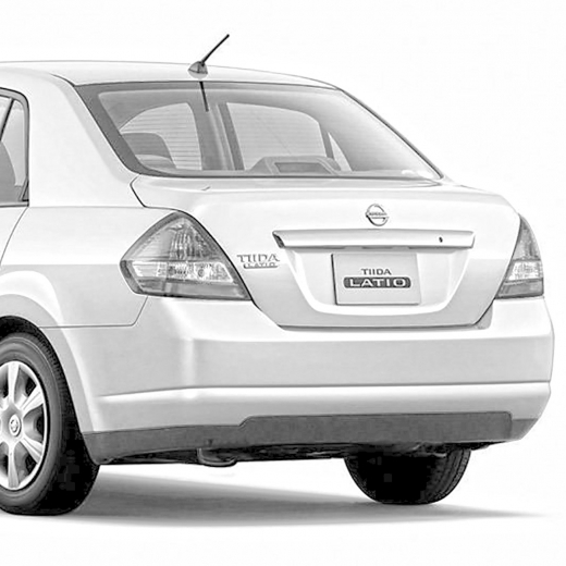 Бампер задний Nissan Tiida Latio (JP-spec) '04-'12 контрактный Sedan