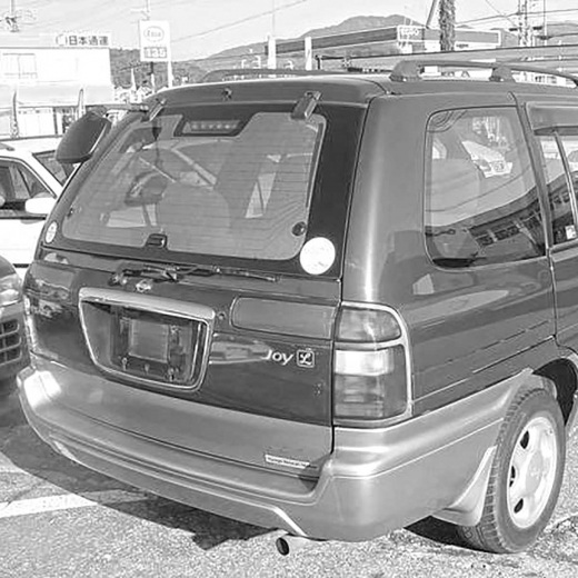 Бампер задний Nissan Prairie Joy '95-'98 контрактный