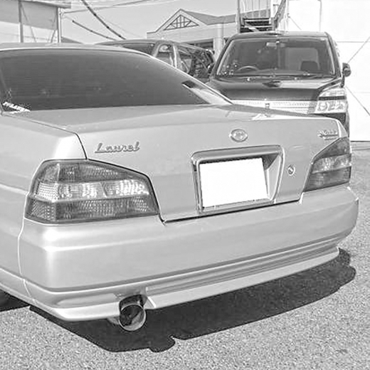 Бампер задний Nissan Laurel '97-'02 контрактный