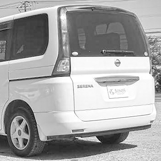 Бампер задний Nissan Serena '05-'10 контрактный