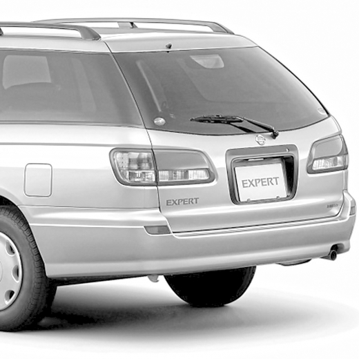 Дверь багажника Nissan Expert '99-'07 контрактная