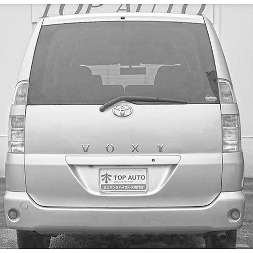 Дверь багажника Toyota Voxy/ Noah '01-'07 контрактная