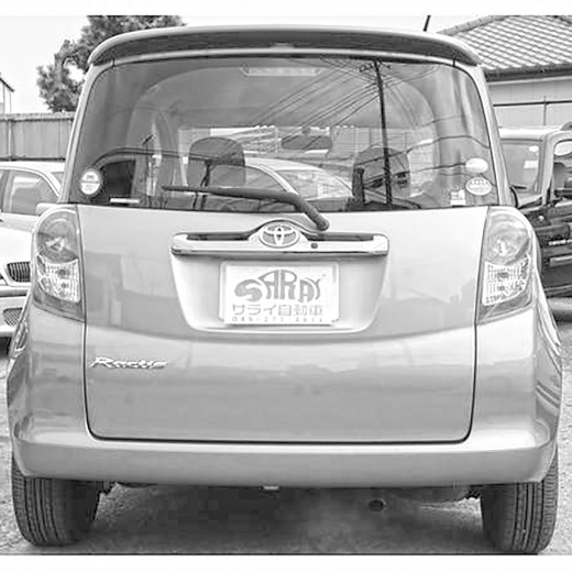 Дверь багажника Toyota Ractis '05-'10 контрактная