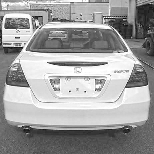 Крышка багажника Honda Inspire '05-'07  контрактная