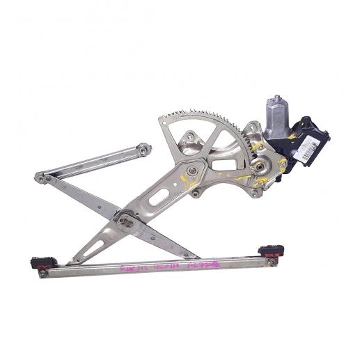 Стеклоподъемник электрический передний правый Toyota Ractis '05-'10 / Prius '03-'09 / Prius '09-'15 / IST '07-'16 / Belta '05-'12 / Caldina '02-'07 контрактный