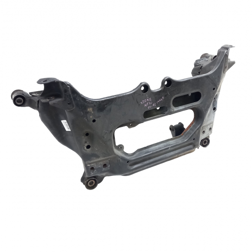 Балка подвески передняя Nissan X-Trail '00-'07 (4WD) контрактная