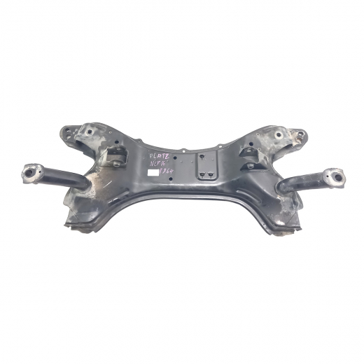 Балка подвески передняя Toyota Probox/ Succeed '02-'03 / Vitz / Platz / IST/ Funcargo / bB '99-'03 (4WD) контрактная