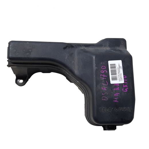 Блок реле (под капот) Toyota Mark II '00-'04/ Blit '02-'07/ Verossa '01-'04 сзади, справа контрактный