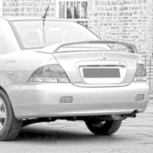 Бампер задний Mitsubishi Lancer '03-'10 под туманки API (Тайвань) Sedan