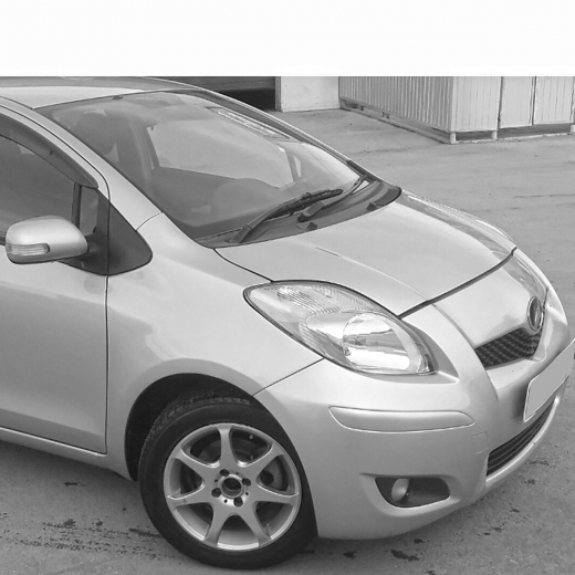 Капот Toyota Vitz/ Yaris HB '05-'10 API (Тайвань)