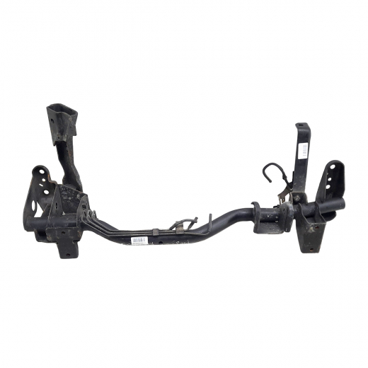 Балка подвески передняя Mitsubishi Pajero IO '98-'07 (4WD) контрактная