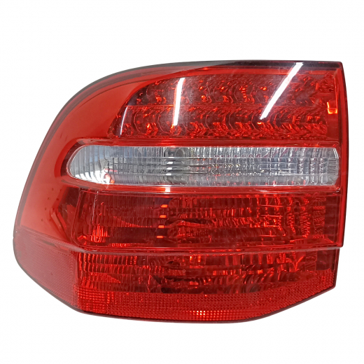 Стоп сигнал Porsche Cayenne '07-'10 левый (95563148701) контрактный 