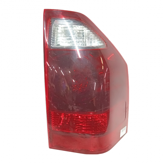 Стоп сигнал Mitsubishi Montero '02-'06 правый (31-57) контрактный 