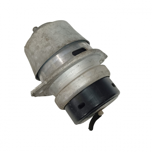 Подушка двигателя Volkswagen Touareg '10-'18/ Audi Q7 '06-'15/ Porsche Cayenne '10-'18 (CASD, CCMA, CJMA, CNRB, CASA, M05.9E) 4WD AT левая=правая контрактная