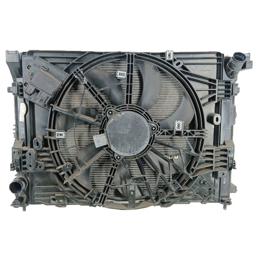 Радиатор охлаждения Renault Arkana '18-'25/ Duster '21-'25 (H5HT) DSG, CVT контрактный в сборе