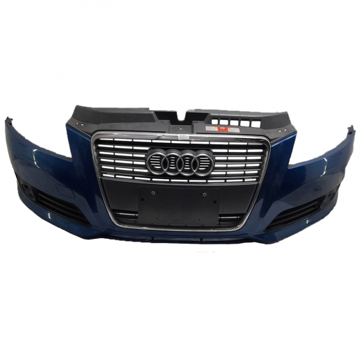 Бампер передний Audi A3 '08-'13 в сборе с решеткой контрактный